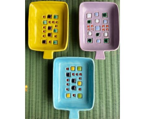 SET OF 3 MID CENTURY ALDO LONDI BITOSSI HORS D’OEUVRES DISHES
An very stylish and collectable set of 3 hors d‘oeuvres dishes 