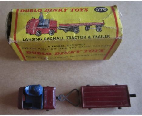 &nbsp;MODELS - DUBLO DINKY 076 LANSING BAGNALL TRACTOR &amp; TRAILER
Model in very good condition.  Original box has age-rela