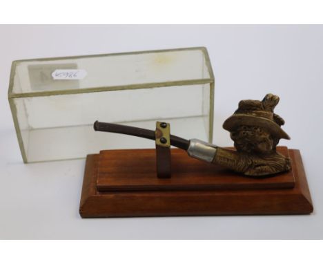 Cased tobacco pipe signed C Crop London, the bowl in the form of the head of the Duchess of Devonshire