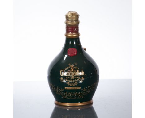 GLENFIDDICH 18 YEAR OLD ANCIENT RESERVE
Single Speyside Malt Whisky, green ceramic decanter, 700ml, 43% volume.