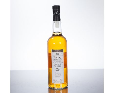 BRORA 30 YEAR OLD CASK STRENGTH
Single Highland Scotch Whisky bottled 2004. Bottle no. 2854 of 3000. 70 cl, 56.6% volume.