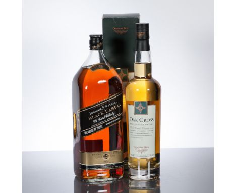 JOHNNIE WALKER BLACK LABEL 12 YEAR OLD
Blended Scotch WHisky. 1.75 L, 40% volume (80° Proof).
COMPASS BOX OAK CROSS
Malt Scot