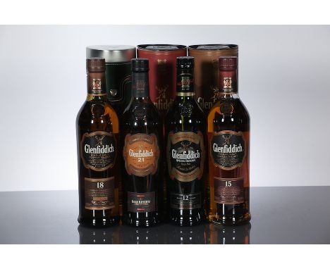 GLENFIDDICH 21 YEAR OLD
Single Speyside Scotch Whisky. 750 ml, 43% volume.
GLENFIDDICH 15 YEAR OLD
Single Speyside Scotch Whi
