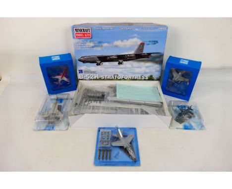 Minicraft - DeAgostini - Other - A mixed lot of diecast model aircraft and a plastic model aircraft kit. Lot includes Minicra