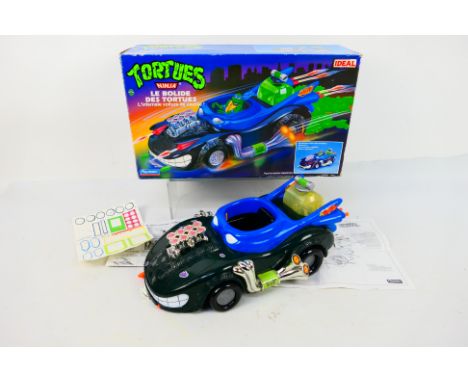 TMNT - Ideal - Playmates - Mirage. An original vintage Teenage Mutant Ninja Turtles ' Turtlemobile ' vehicle #65-323. Opened 