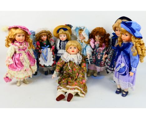 Dsn store collection dolls