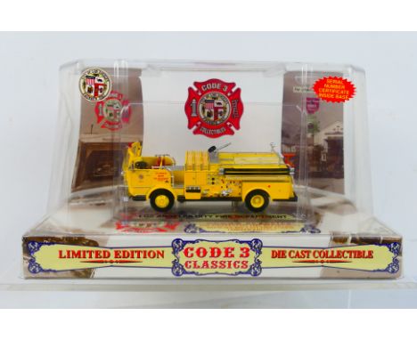 Code 3 Collectibles - A boxed limited edition 1:64 #12953 Los Angeles City Fire Department die-cast model fire engine - Model