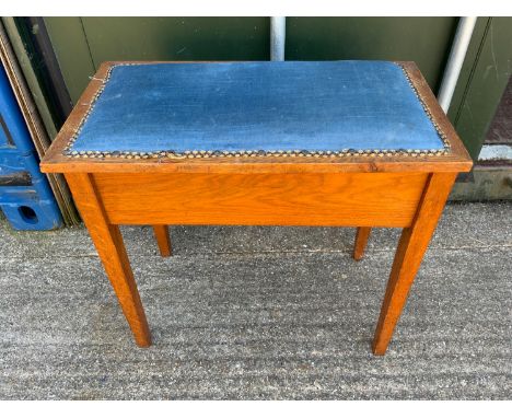 Piano/Sewing Stool 