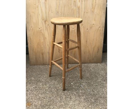 Tall Pine Stool 