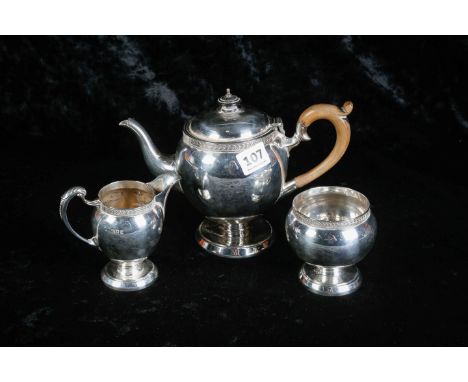 SILVER 3 PIECE BACHELORS TEA SERVICE. 750 GRAMS. LONDON 1921/22