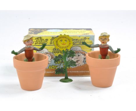 Sacul vintage lead metal issues of Bill and Ben 'The flowerpot men' comprising duo of figures, sunflower and pots. Generally 
