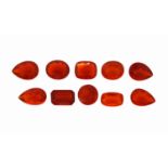Lot 10 lose Feueropale, zus. ca. 10.4 ct, in versch.