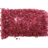 Lot lose Rubine, zus. ca. 100 ct, überwiegend rundfacett.,