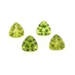 Lot 2 lose facett. Peridot-Paare, zus. 7.44 ct, Triangel