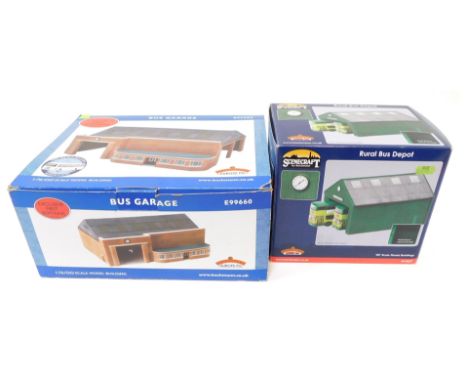 Bachmann Branchline Scenecraft buildings, comprising 44-0027 Rural Bus Depot, and E99660 Bus Garage, boxed. (2) 