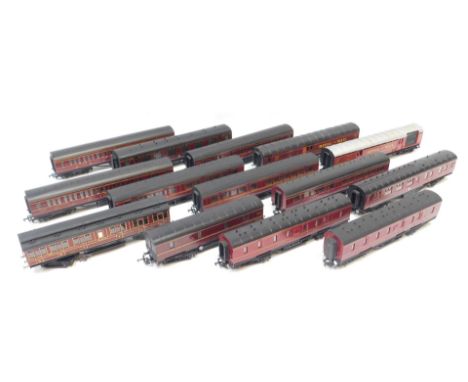 Hornby, Mainline and other OO gauge coaches, including brake coach, First Class coaches, LMS TPO, etc. (2 trays) 