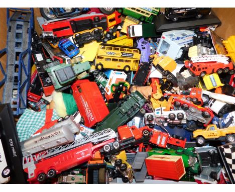 Corgi, Gilbow and other playworn unboxed diecast vehicles, including Corgi Mercedes Benz 217, EFE Leyland PD2, Corgi Eddie St