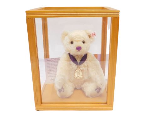 A Steiff limited edition Diamond Jubilee bear, vanilla mohair, 27cm, in Banbury Mint Belgravia display case. 