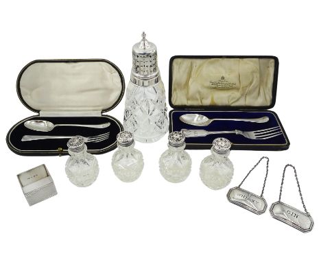 Group of assorted silver, comprising modern silver mounted cut glass sugar caster, hallmarked W I Broadway &amp; Co, Birmingh