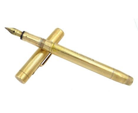 9ct gold Swan fountain pen, engine turned decoration with engraved name 'C.S.Lundgren' by Mabie Todd, London 1937, boxed 