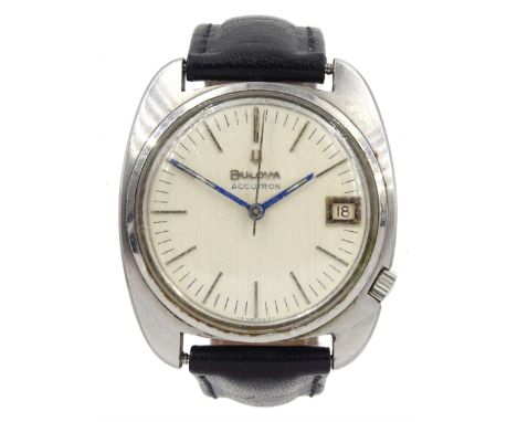 Bulova clearance accutron preço