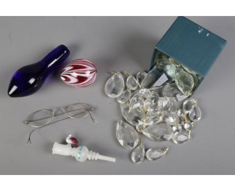 A quantity of mainly collectable glass. Includes hand blown egg, art glass bird whistle, Bristol blue glass decanter stopper,
