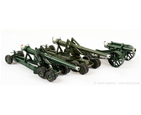 Britains - From Set 9740 [1960's Issue] - 18" Heavy Howitzer - Mounted on Tractor Wheels for Field Operations [no accessories