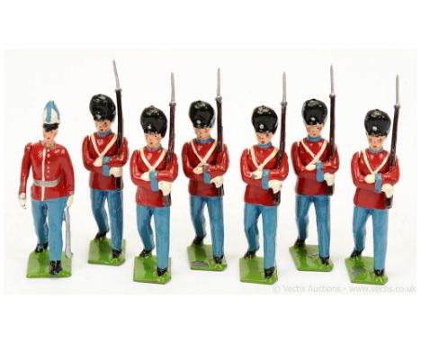 Britains - Set 2019 - Life Guards of the Danish Army in Full Dress [1960 Issue], comprising: 1 x Officer - Empty Handed Weari