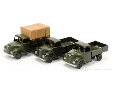 Britains - Set 1433 - Covered Tender - Caterpillar [1956 final version], comprising: Round Nosed Lorry with Rear Caterpillar 