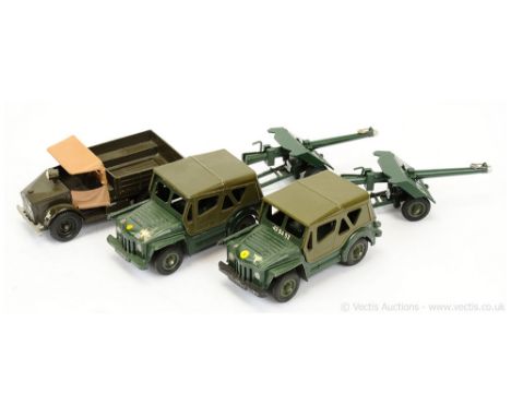 Britains - Set 1877 - Beetle Lorry - [1958 Version], comprising: Beetle Lorry - [1958 version] - Dark Green Satin Finish with