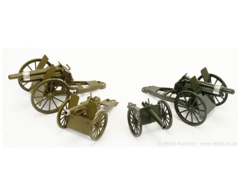 Britains - Artillery Pieces [Pre/Post War Issues], comprising: 4 x Various Guns, Includes: Standard RA Gun, Medium RA Gun &am