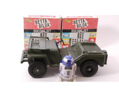 Action Man and Bettabilda, A 1975 Hasbro Action Man Jeep (steering wheel broken), together with Bettabilda sets building sets