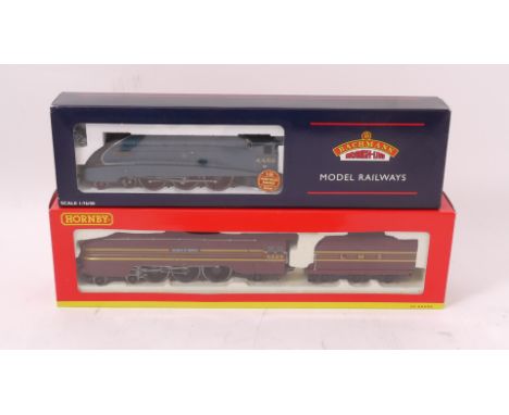 Hornby (China) and Bachmann OO Gauge Streamlined Locomotives and Tenders, comprising boxed Hornby R2531 'Duchess' class no 62