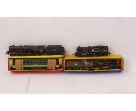 Original and Modified/Repainted Hornby-Dublo OO Gauge 2-rail Locomotives, comprising boxed ref 2234 'Deltic locomotive 'Crepe