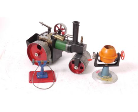 A Mamod SR1a Live Steam Tablet-fired Steam Roller and Model Plant, the roller in original box with funnel, fuel tray and stee