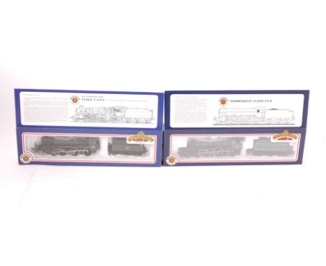 Boxed Bachmann OO Gauge 4-6-0 Locomotives and Tenders, comprising ref 31-700 LNER green B1 class no 1264, and 31-106 Standard