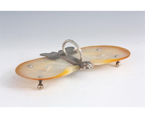 A 19TH CENTURY CHINESE DOUBLE SIDED BUTTERFLY SILVER MOUNTED AND MOTHER OF PEARL HORS-DE-OEURVE DISH with realistically cast 