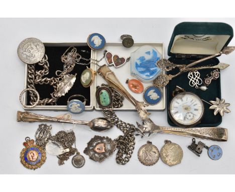 A BAG OF ASSORTED SILVER JEWELLERY AND ITEMS, to include a pair of silver ice tongs, hallmarked Sheffield, a pair of Victorai