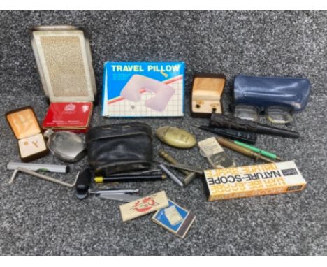 Razor, hip flask, ethnic smoking pipe, reading glasses etc