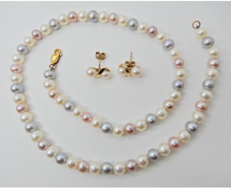 A string of multi-coloured pearls with matching earrings, in shades of pink, cream and grey, approx diameter of the pearls 6m