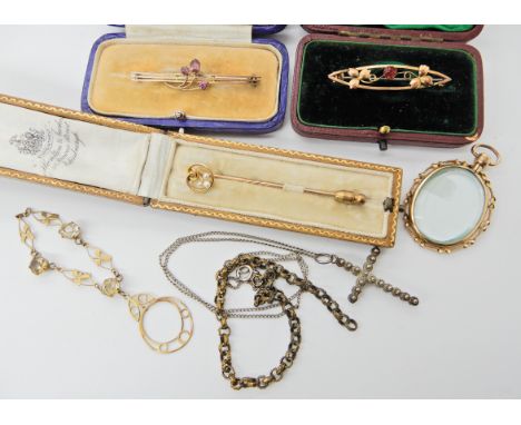 Two 9ct gold gem set brooches, a yellow metal pearl set pin and other items Gilbert Telfer Collection, Edinburgh  Condition R