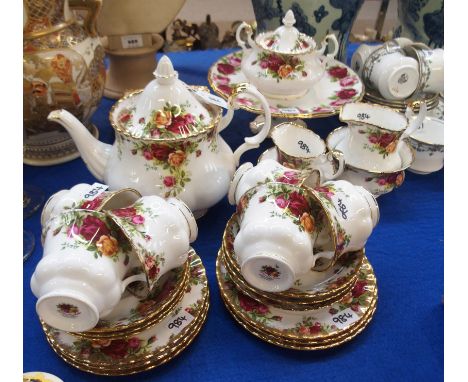 Royal Albert Old Country Roses pattern teaset comprising teapot, six cups, saucers and plates, milk jug and sugar bowl, sucri