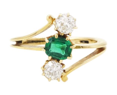 Early 20th century 18ct gold three stone old cut diamond and octagonal cut emerald ring, emerald approx 0.30 carat, total dia