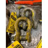 (3) 9-1/2-Ton Capacity Clevises