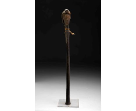 A staff «female figure», carved wood, carved staff handle "Woman's head and breasts"., Angolan - Ovimbundu, 19th/20th C., fau