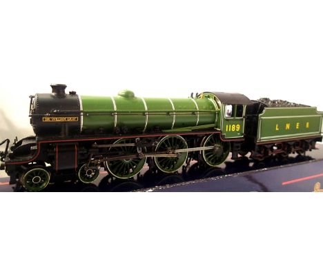 Bachmann 31-711, Class 131 Sir William Gray LNER Green, 1189, in excellent condition, box with storage wear. P&amp;P Group 1 