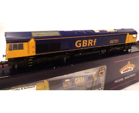 Bachmann 32-727, Class 66 G.B.R.F. Livery, 66701, in very near mint condition, box with wear. P&amp;P Group 1 (£14+VAT for th
