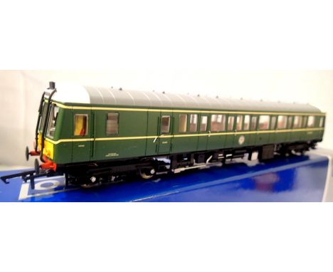 Dapol 4D-015-009, Class 122 Railcar, BR Green, 55006, in excellent condition, boxed. P&amp;P Group 1 (£14+VAT for the first l