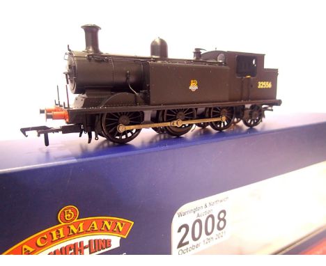 Bachmann 35-077, Class E4, BR Black, 32556, Early Crest, in very near mint condition, boxed. P&amp;P Group 1 (£14+VAT for the