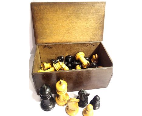 Turned wooden chess set complete in wooden box. P&amp;P Group 1 (£14+VAT for the first lot and £1+VAT for subsequent lots) 